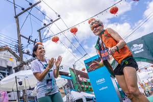 BIB: 501
                            <button type="button" onclick="openModal(21764089)" class="btn btn-primary btn-sm float-right btn-popup" data-toggle="modal" data-target=".modal-high-quality">
                        <i class="fas fa-shopping-cart"></i> Add to Cart
                    </button>
                                            <button type="button" onclick="isThisMe(21764089, true)" class="btn btn-success btn-sm float-right btn-popup btn-isme hidden" data-toggle="tooltip" data-placement="bottom" title="นี่คือรูปของคุณใช่ไหม คลิกที่นี่เพื่อเอาเข้าอัลบั้ม">
                        <i class="fas fa-plus"></i> Add to album
                    </button>
                    <button type="button" onclick="isThisMe(21764089, false)" class="btn btn-warning btn-sm float-right btn-popup btn-isnotme hidden">
                        <i class="fas fa-ban"></i> Remove from album
                    </button>